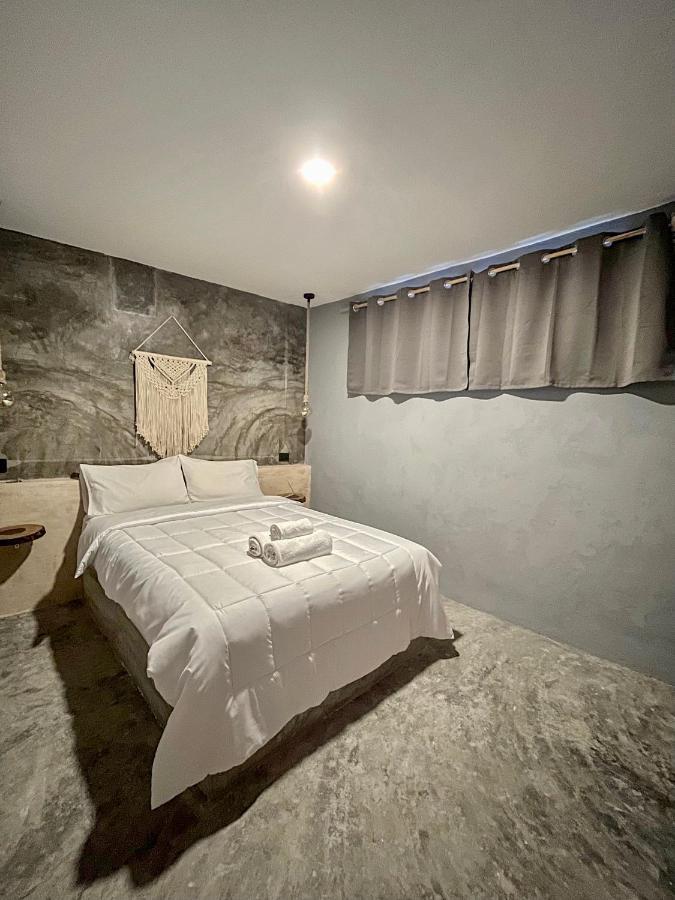 Ariche Valladolid Hotel & Hostal Buitenkant foto