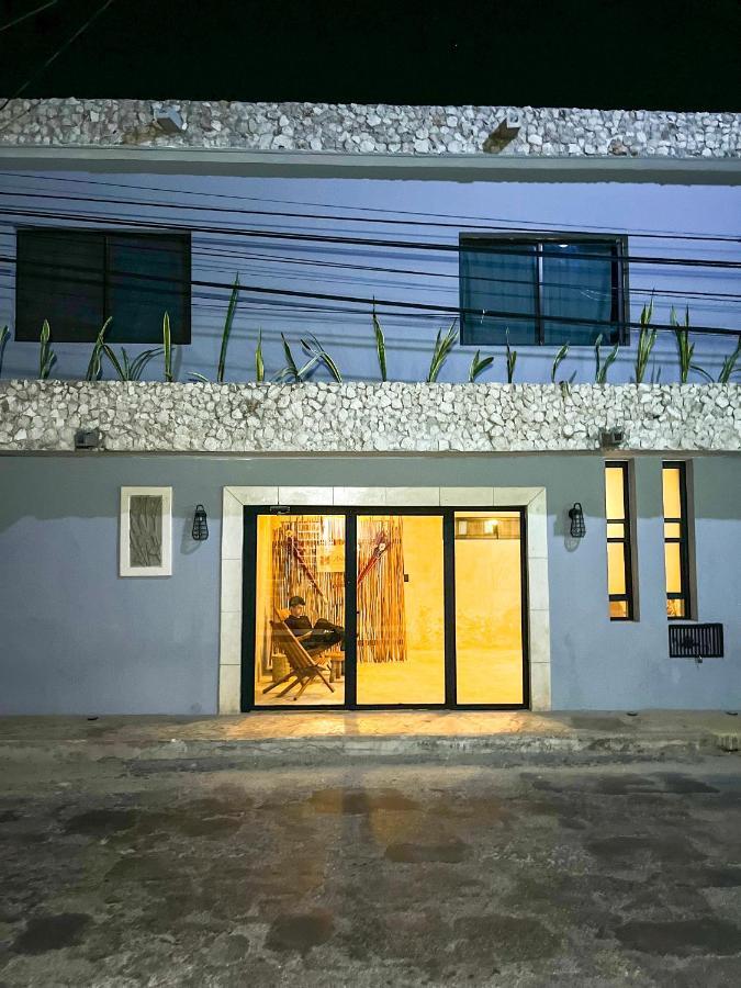 Ariche Valladolid Hotel & Hostal Buitenkant foto